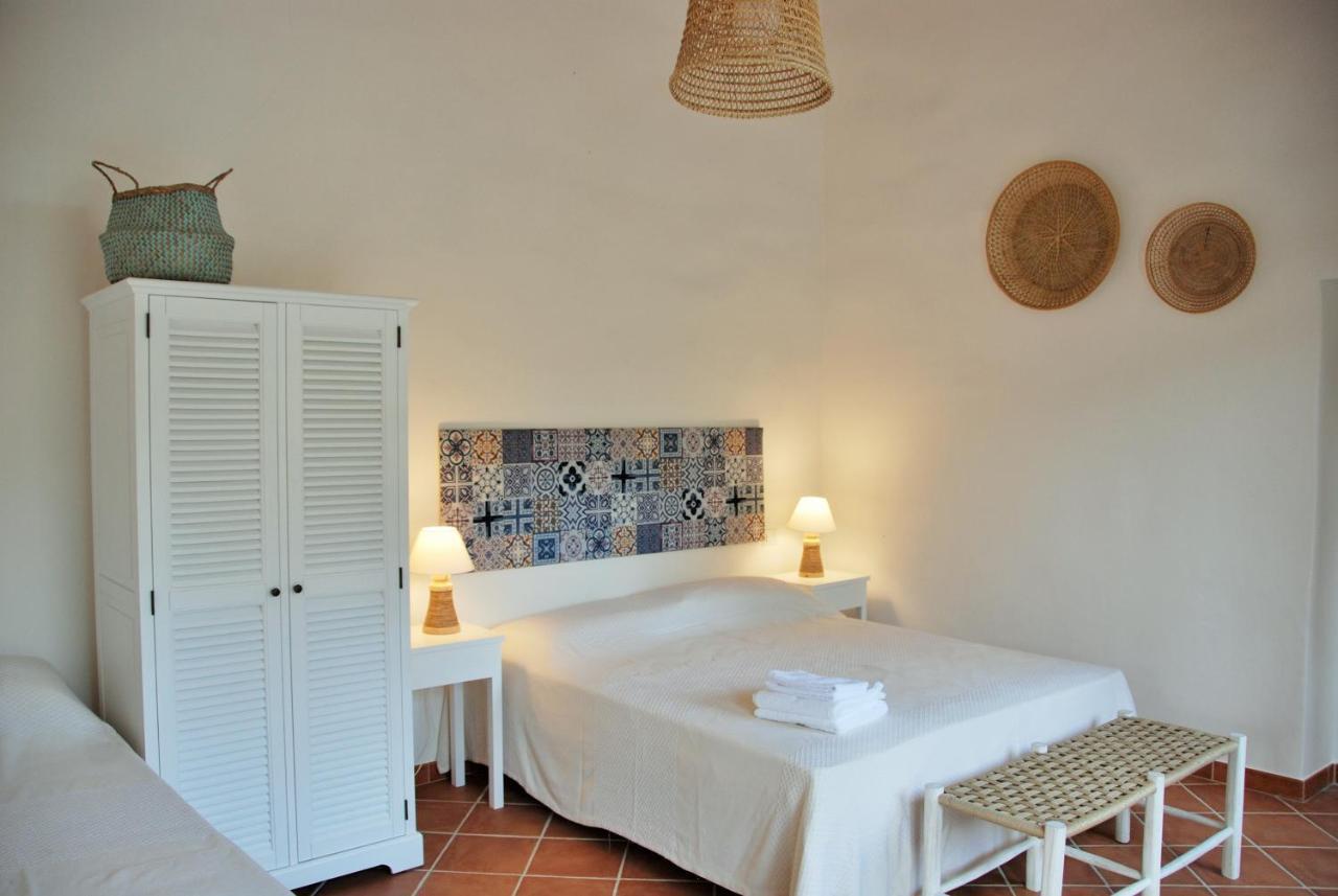 B&B Giallo Limone Теулада Екстер'єр фото